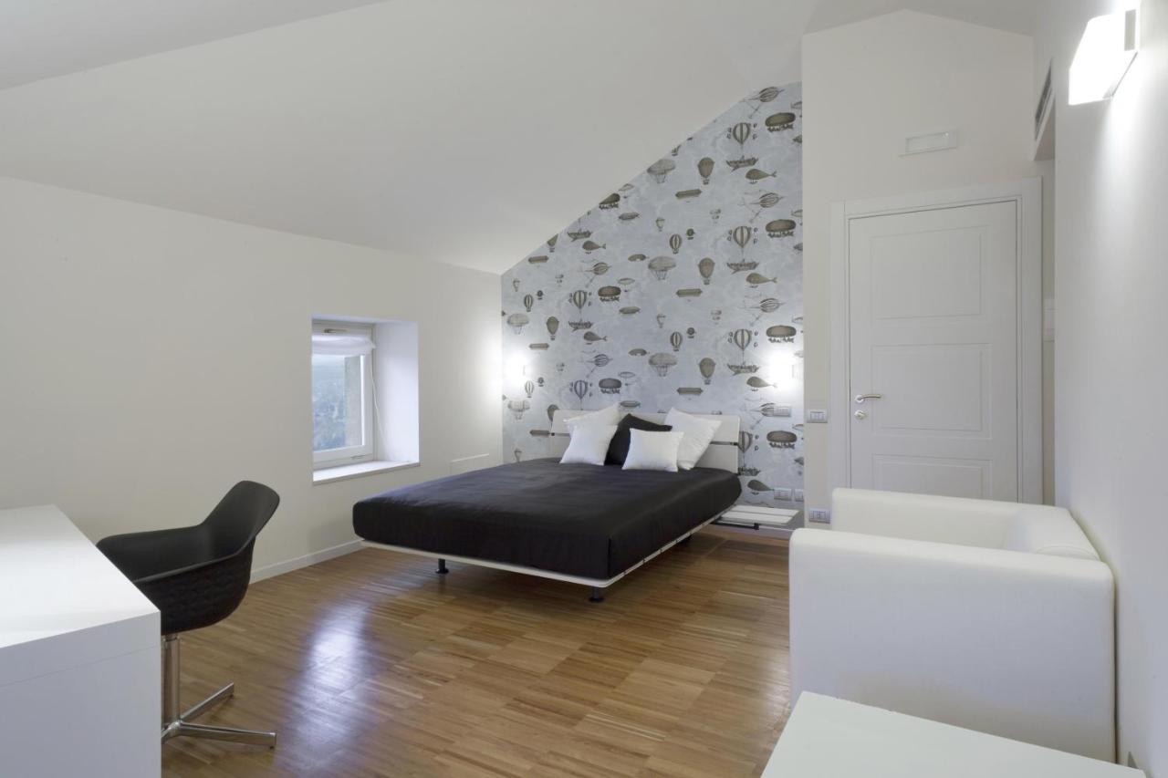 Santa Cesarea Residence Luxury Suite - La Vetta Del Sasso Barisano Matera Exterior photo